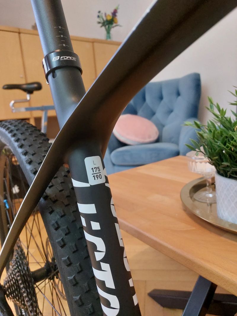 Lector 3.9LC night black