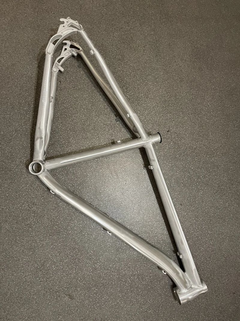 Rámy AL MTB nové a použité