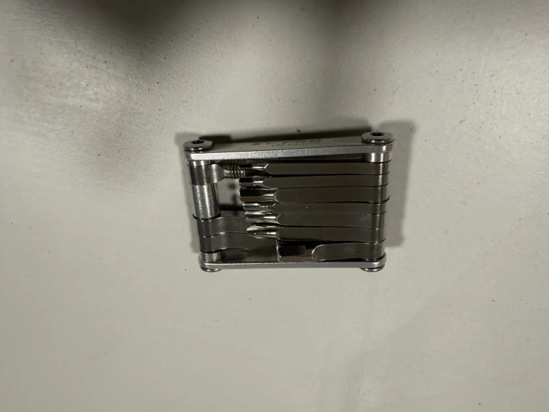 Sedlovka cannondale +multiklíč Lezyne