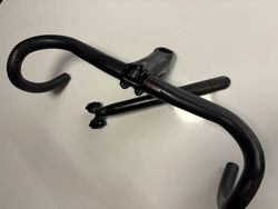 Prodám karbonová řidítka Ritchey Super Logic šíře 440, drop 128, reach 83