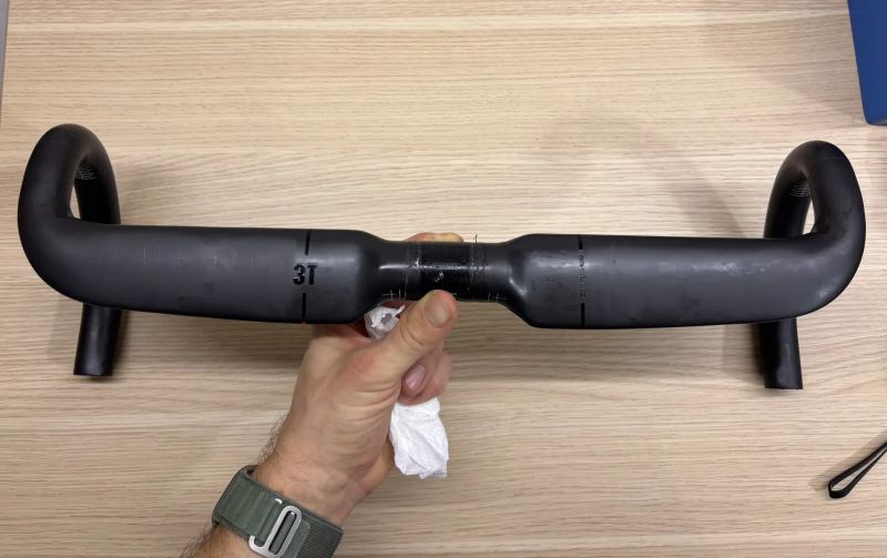 3T silnicni riditka Aeroflux Integrale 440mm