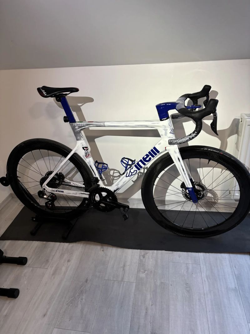 Cinelli Pressure team edition vel.L 