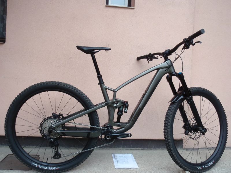 Nový Trek Fuel EX 8 XT Gen 6 2025