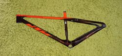 KTM Myroon Exonic - karbonový rám