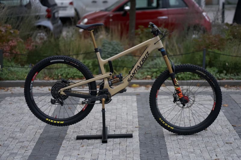 Santa Cruz Nomad CC V4 L 27,5"