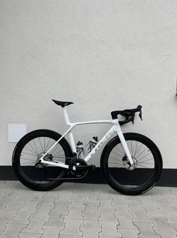 Trek Madone SLR 7 gen8 Project One M/L