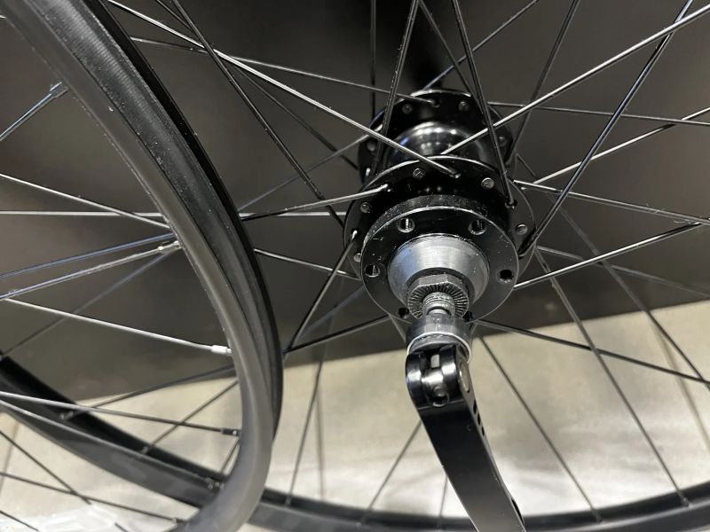 Zapletena kola Specialized 27.5