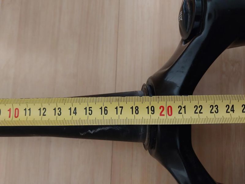 Rock Shox Recon s dálkovým ovládáním REZERVACE