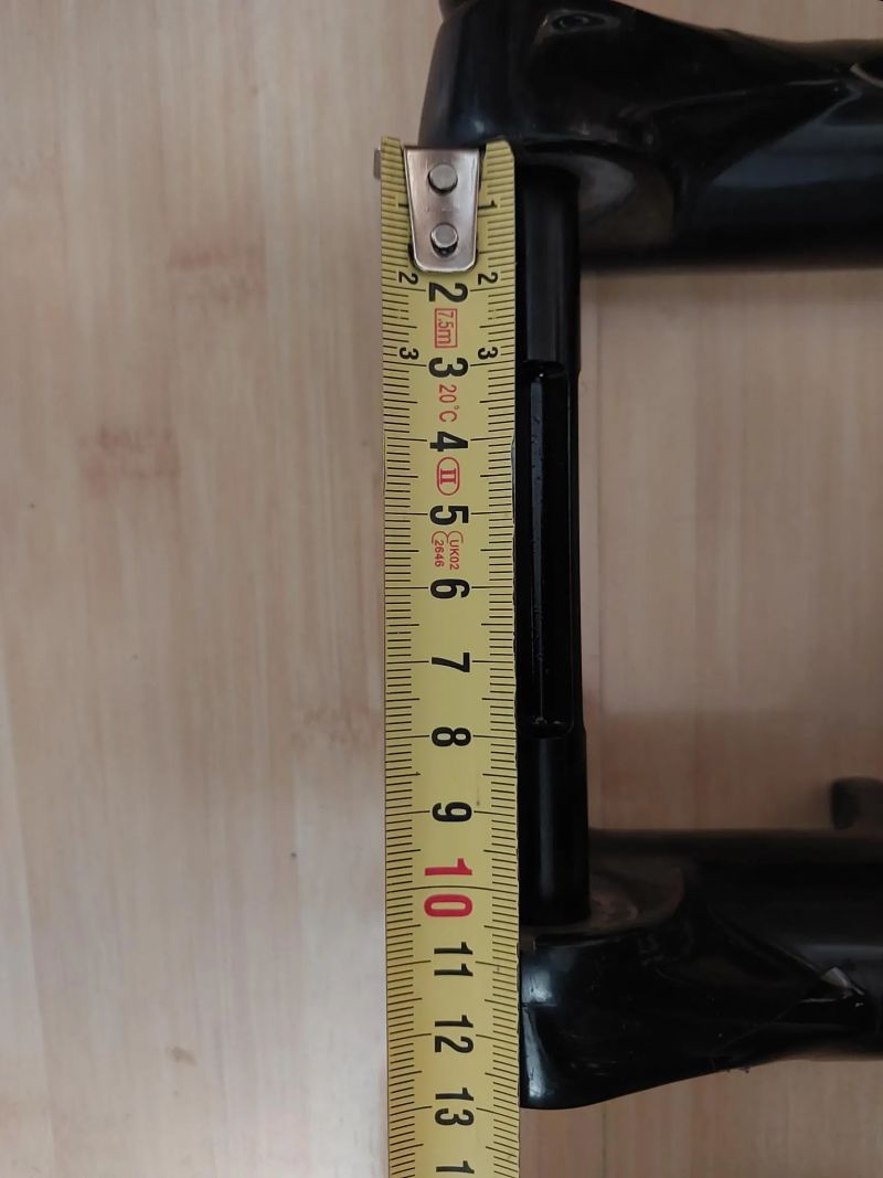 Rock Shox Recon s dálkovým ovládáním REZERVACE