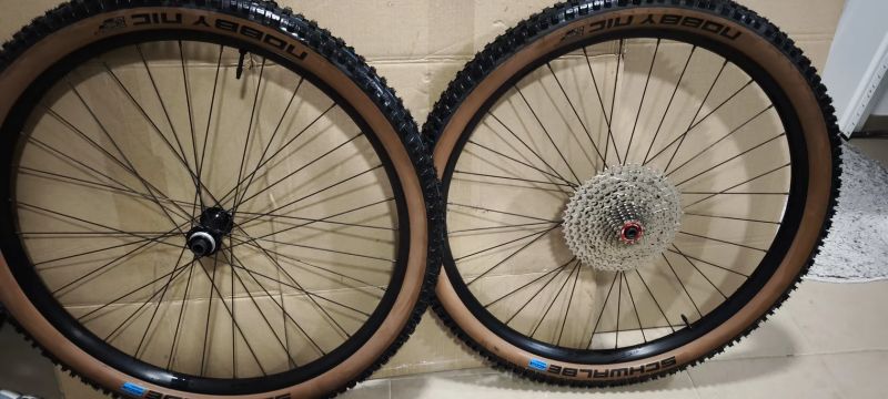 Zapletena kola Orbea OC