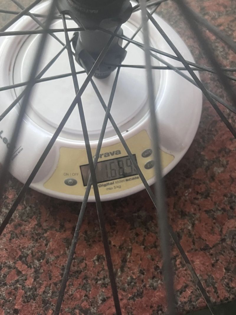 Prodám zapletená kola DT swiss ER 1600(ai offset) + ořech