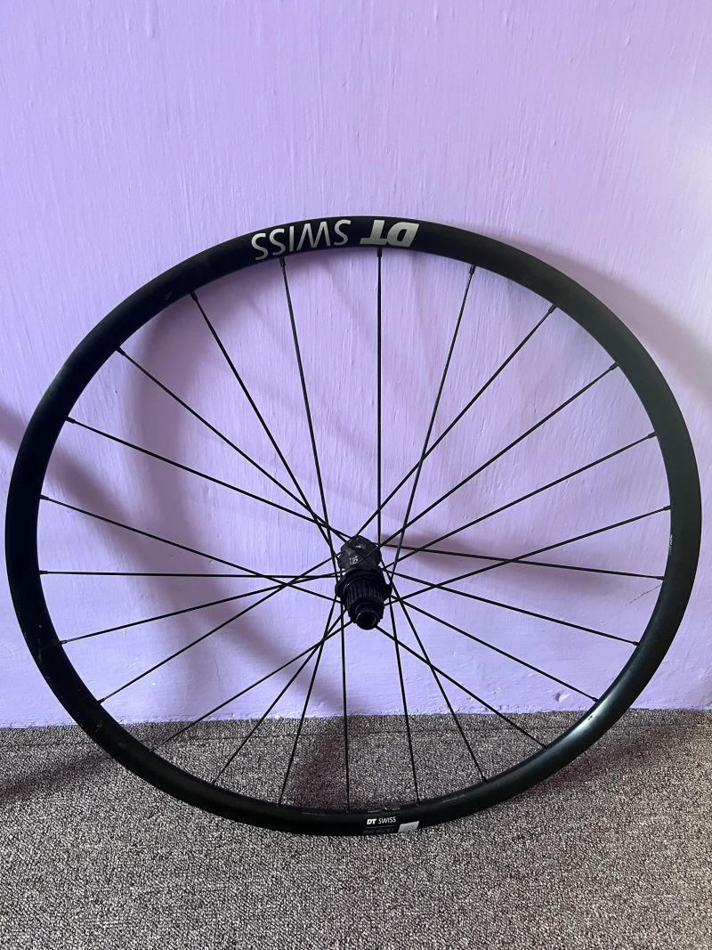 Prodám zapletená kola DT swiss ER 1600(ai offset) + ořech
