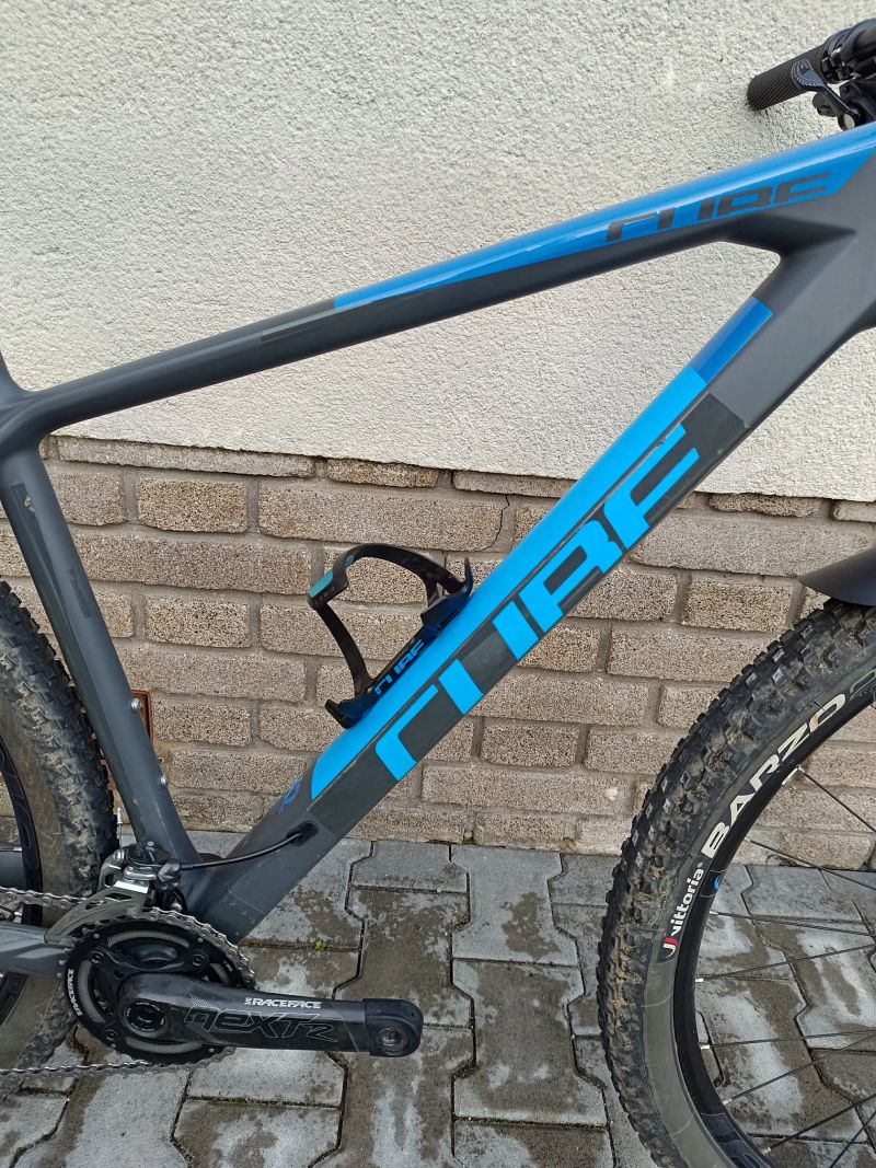 CUBE REACTION C:62 SL - vše SHIMANO XT!