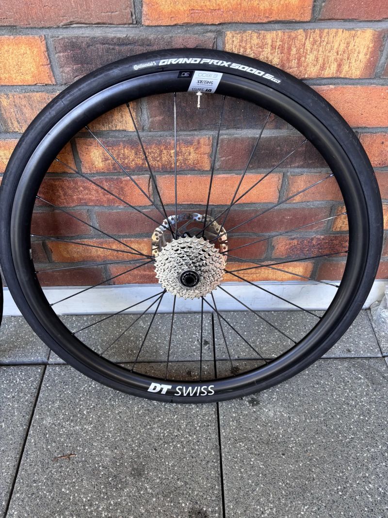 Zapletená kola DT A 1800 SPLINE® 30mm Shimano DBCL WTS Continental Edition