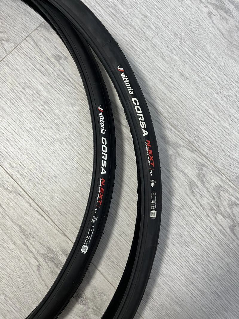 2 x Vittoria CORSA N.EXT 28mm TLR
