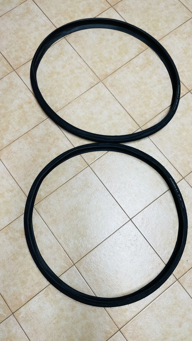 Silniční plášť Pirelli P7 sport 28”