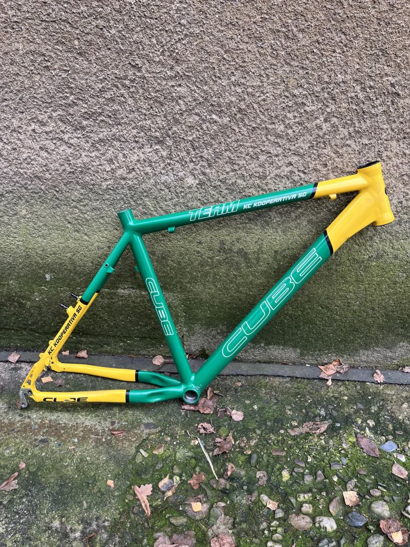 Rám Cube Team KC Kooperativa SG 26”