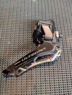 Prodam presmykac Ultegra 2x12s
