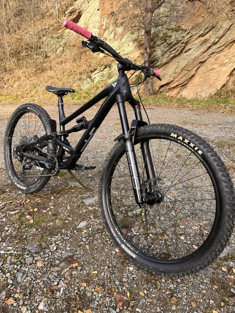 YT Industries Capra