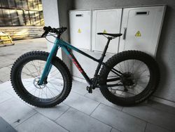Trek Farley5