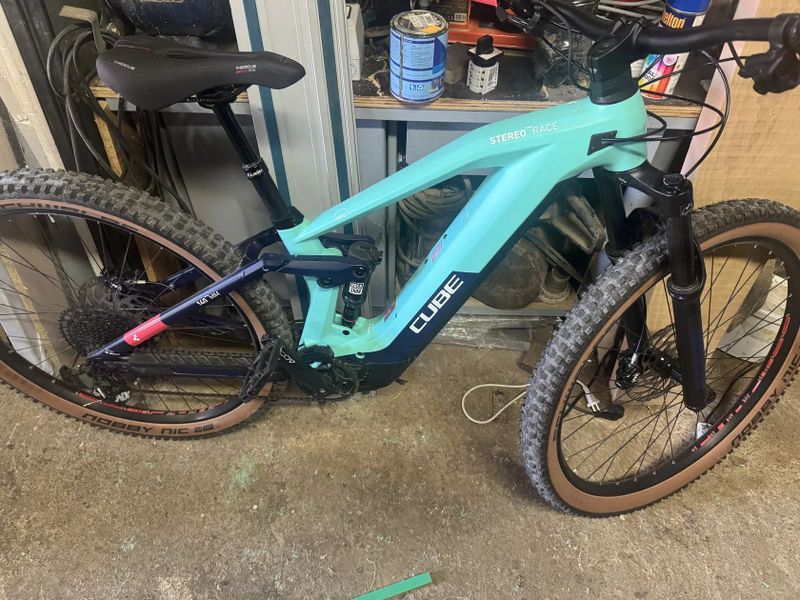  SLEVA - Cube Stereo Hybrid 140 HPC RACE 625