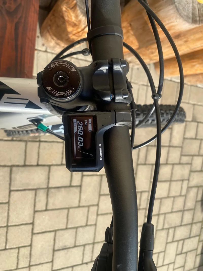 Elektrokolo Rock Machine BLIZZARD INT2 e30-29 vel. L