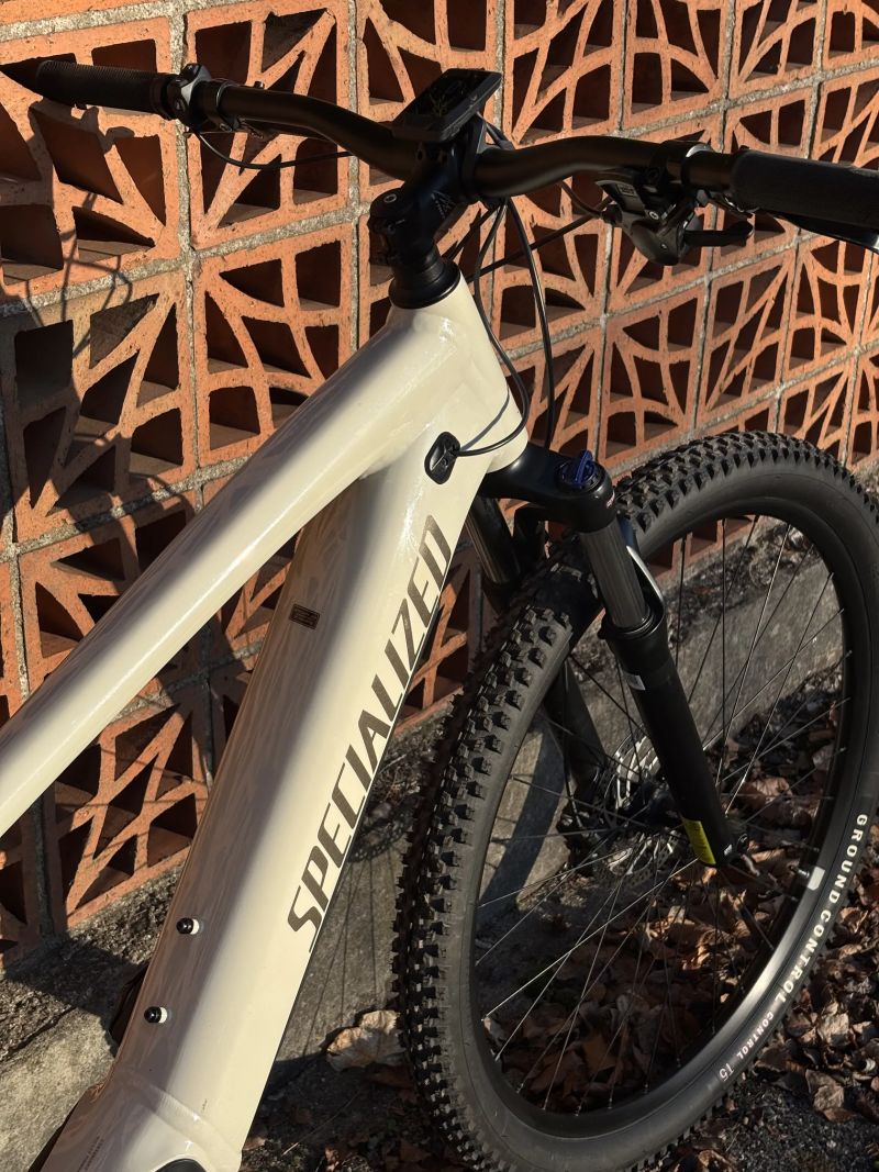 Specialized Turbo Tero 3.0 2023 vel. M