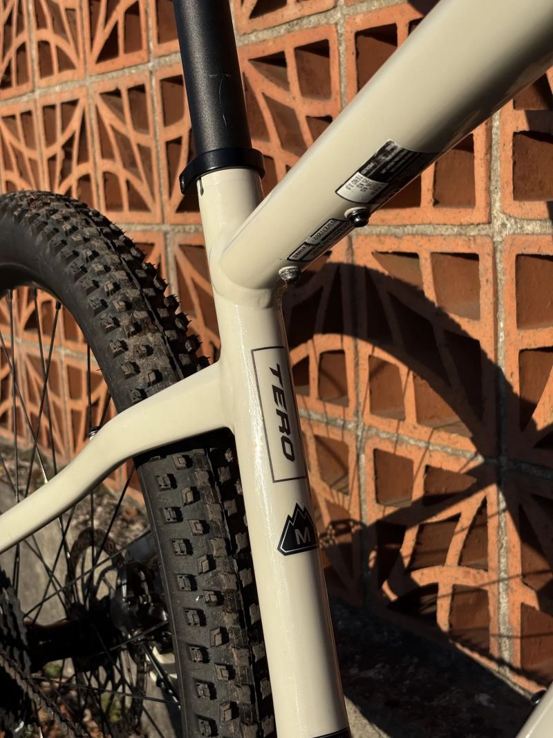 Specialized Turbo Tero 3.0 2023 vel. M