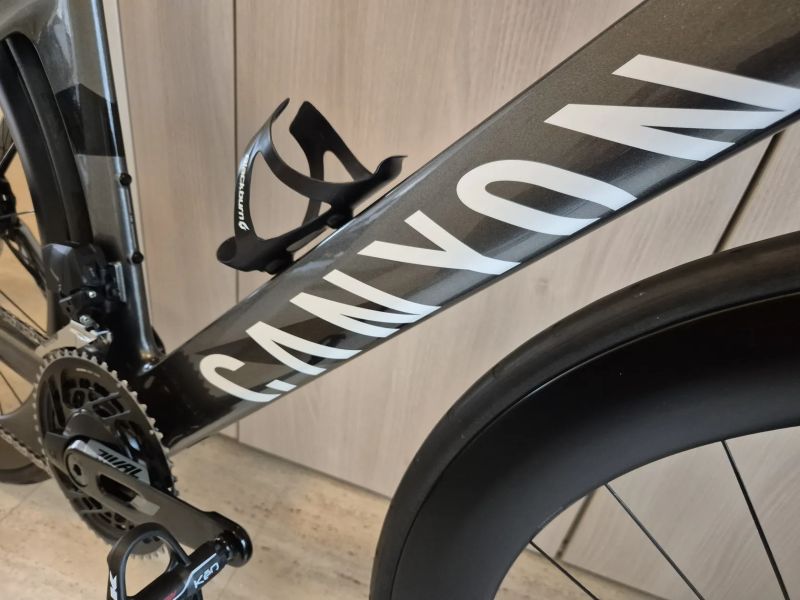 2026 Canyon Aeroad CF SLX 7 | Sram Rival AXS | Powermeter | DT Swiss ARC 1600 | stav nového kola