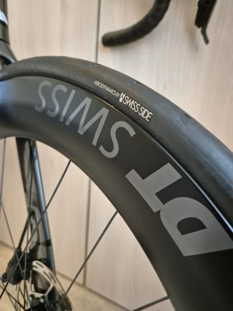 2026 Canyon Aeroad CF SLX 7 | Sram Rival AXS | Powermeter | DT Swiss ARC 1600 | stav nového kola