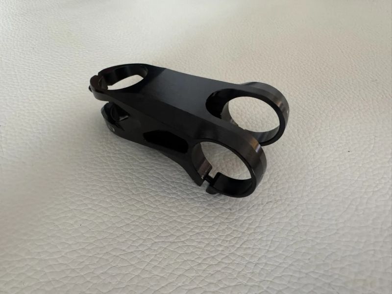 Představec ONOFF Helium CNC | - 8° / 70 mm