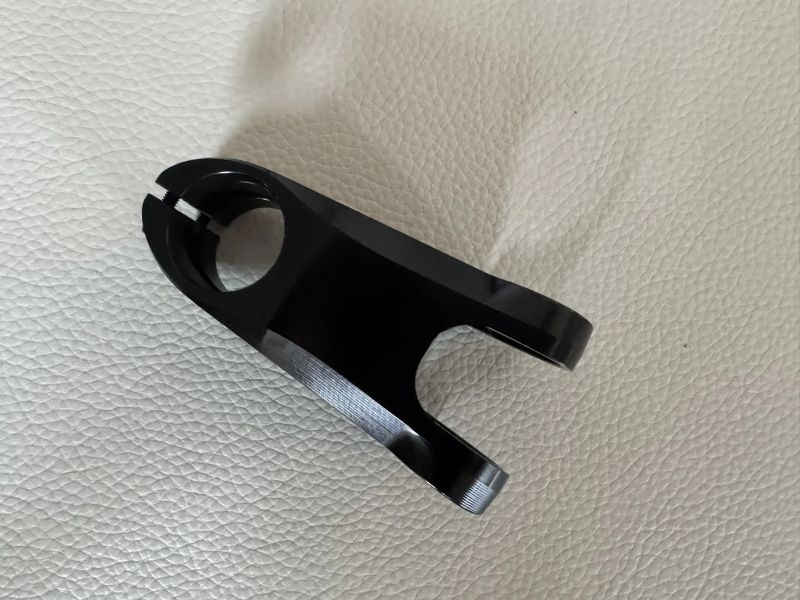 Představec ONOFF Helium CNC | - 8° / 70 mm