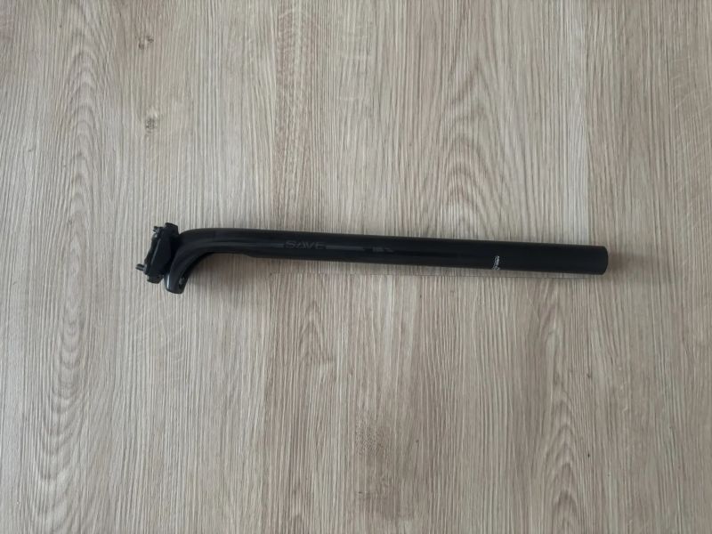 Sedlovka Cannondale Hollowgram Save Carbon CRB Head 15-offset / 27.2 mm / 400 mm.