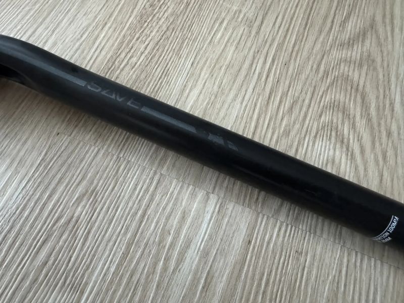 Sedlovka Cannondale Hollowgram Save Carbon CRB Head 15-offset / 27.2 mm / 400 mm.