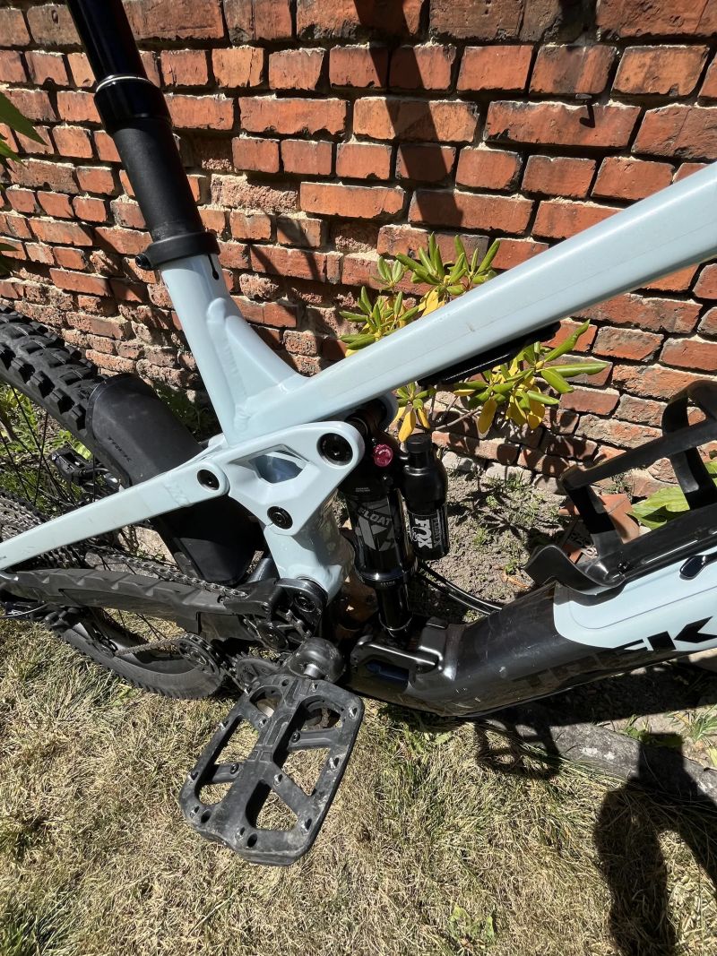 Trek Slash 8 gen 6 v L