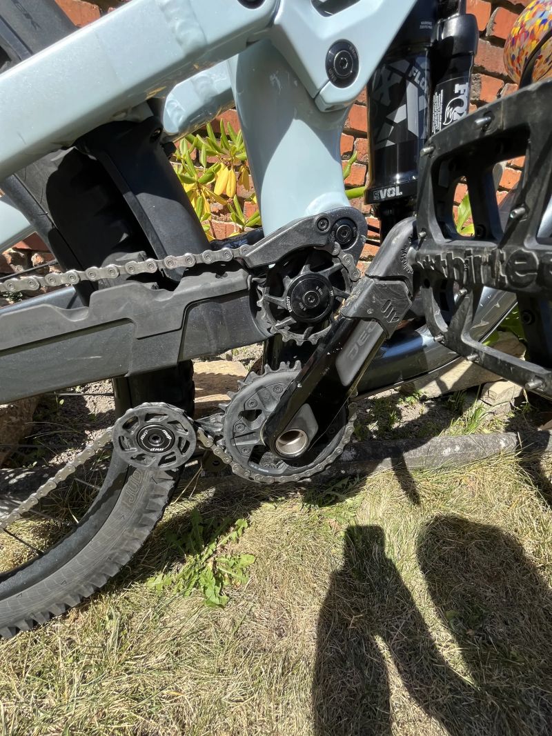 Trek Slash 8 gen 6 v L