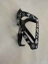 Kultovní košík Cinelli Mike Giant Carbon Bottle Cage