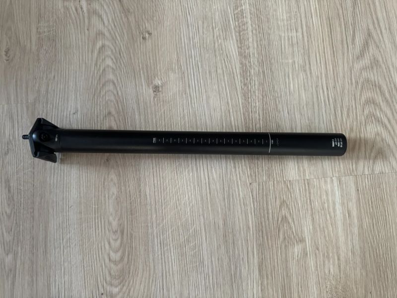 ALU sedlovka BMC 31,6/400 mm offset 0.