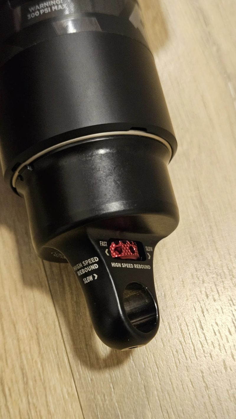 Tlumič FOX Float X2 FACTORY 230x65