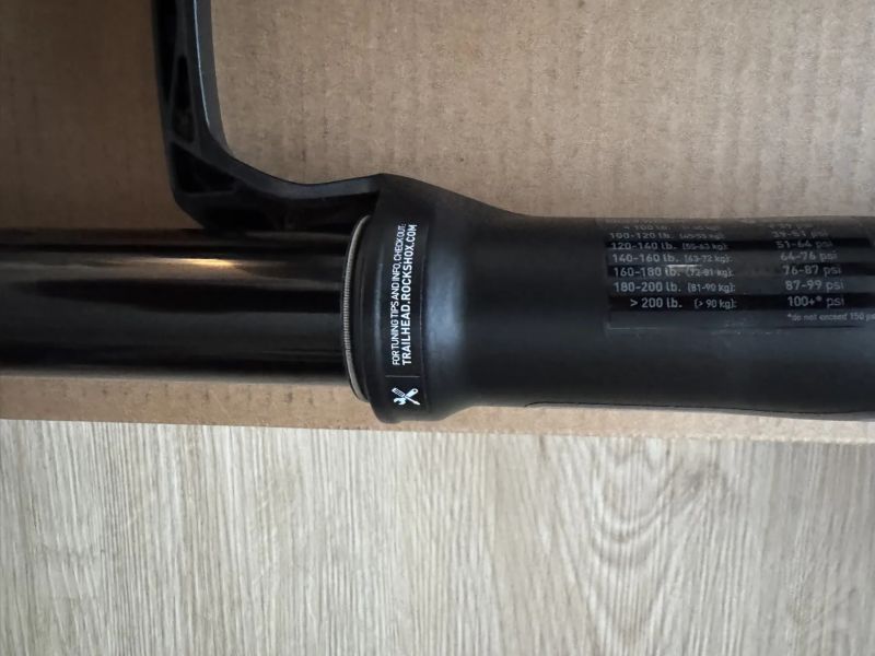 Nová vidlice Rock Shox SID 3P - 120 mm zdvih, nohy 35 mm.