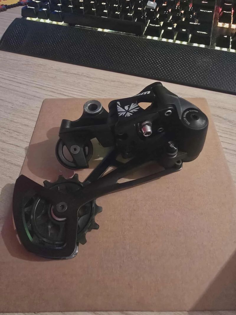 Přehazovačka SRAM NX Eagle 12 rychlostí