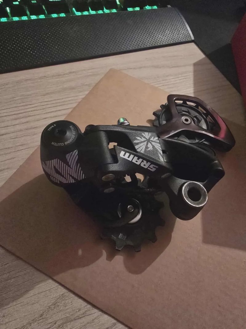 Přehazovačka SRAM NX Eagle 12 rychlostí