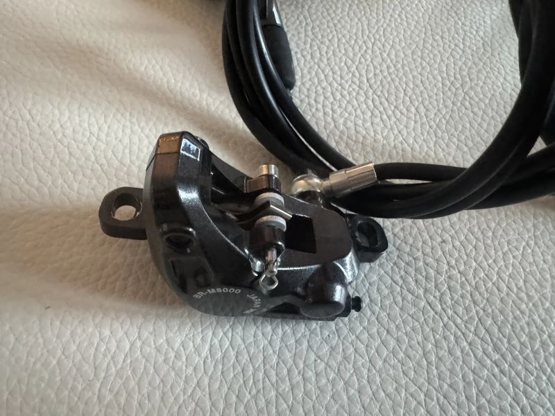 Sada brzd SHIMANO XT BR-M8100, páka BL-8100 
