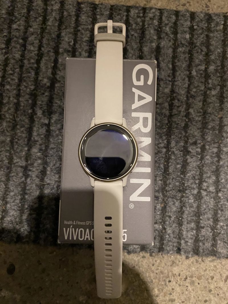 Garmin vivoactive 5