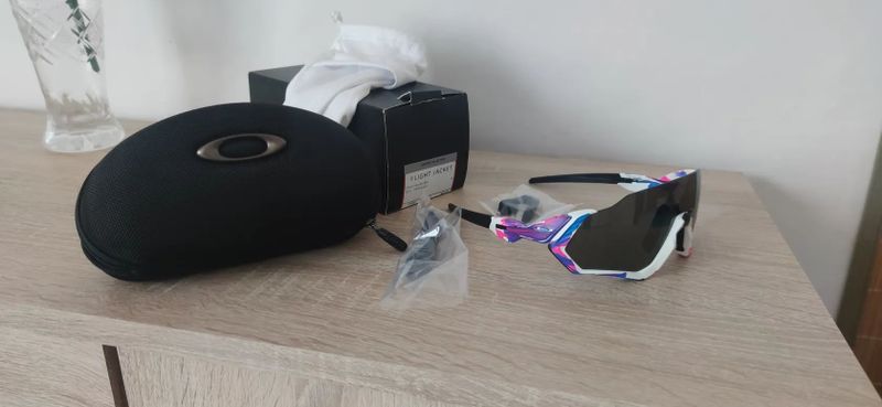 Oakley Flight Jacker Kokoro