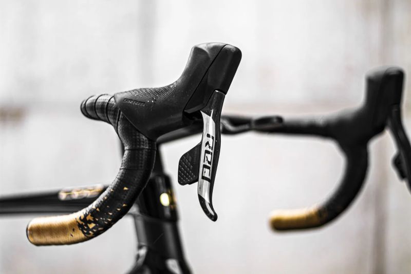 Colnago C68, Lightweight Meilenstein, Sram RED AXS Etap 2x12