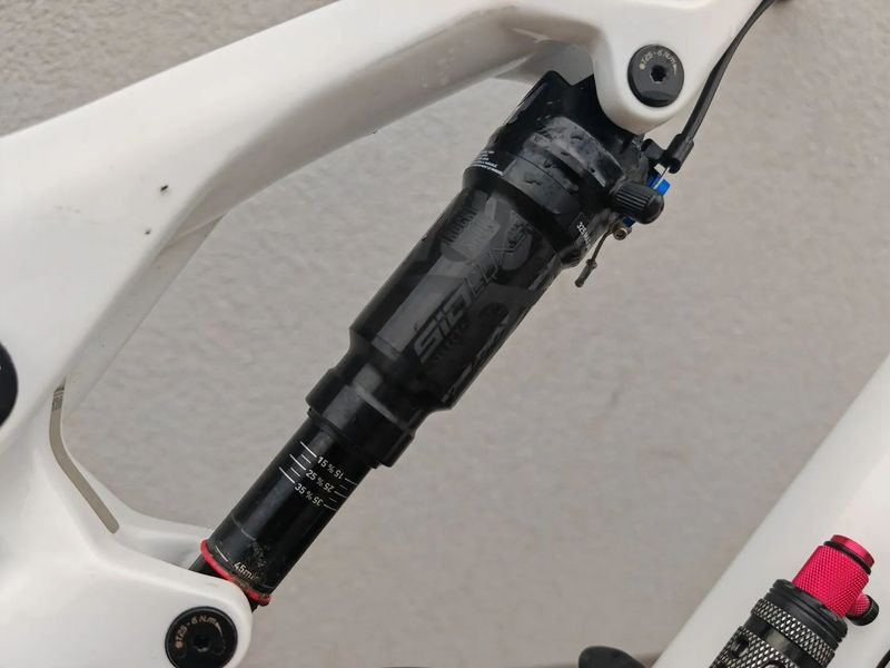 Rockrider XC Race 900S Carbon se sadou GX AXS (Elektro) + Lehoučké Carbon záplety 