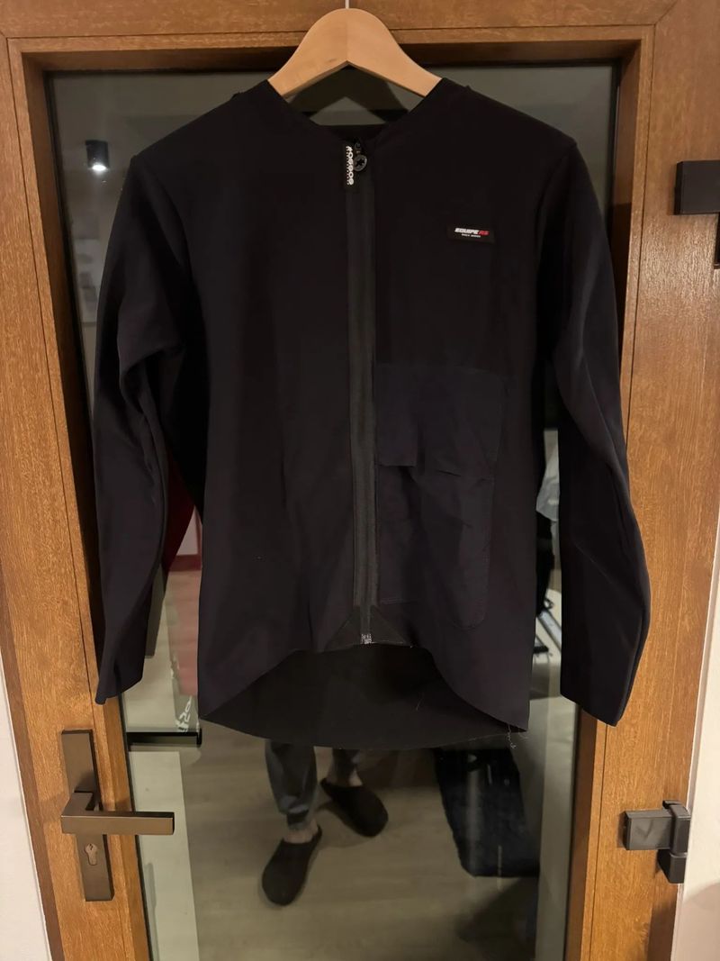 Bunda ASSOS EQUIPE RS Winter LS Mid Layer vel. XL