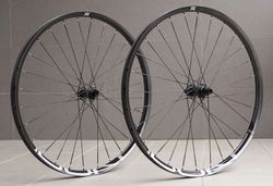 AKCE! karbonové výplety 29" DUKE Lucky Jack SLS5 31-285/350 / Baron HF / Berd (1.159 g) XD nebo MS