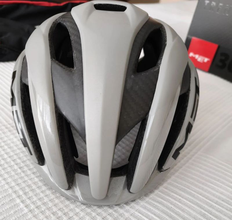 Met Trenta 3K Carbon